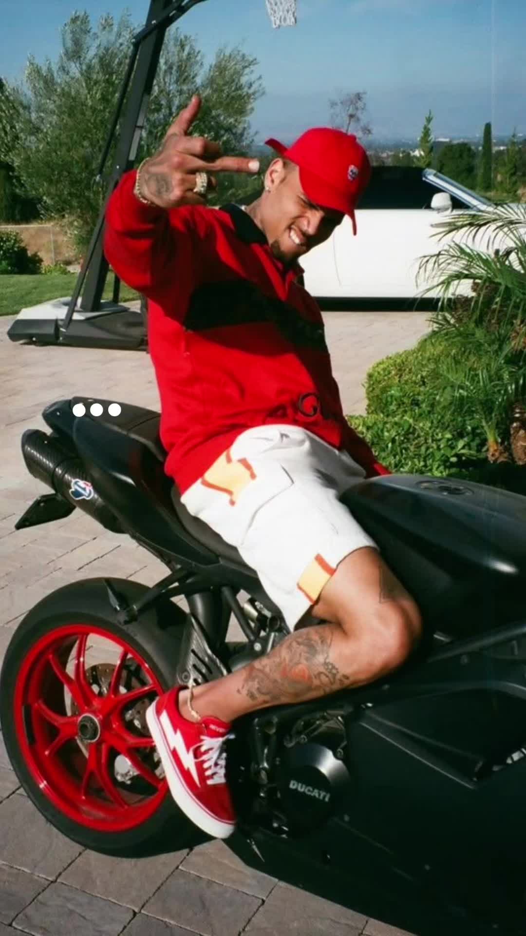 @chrisbrownfan53