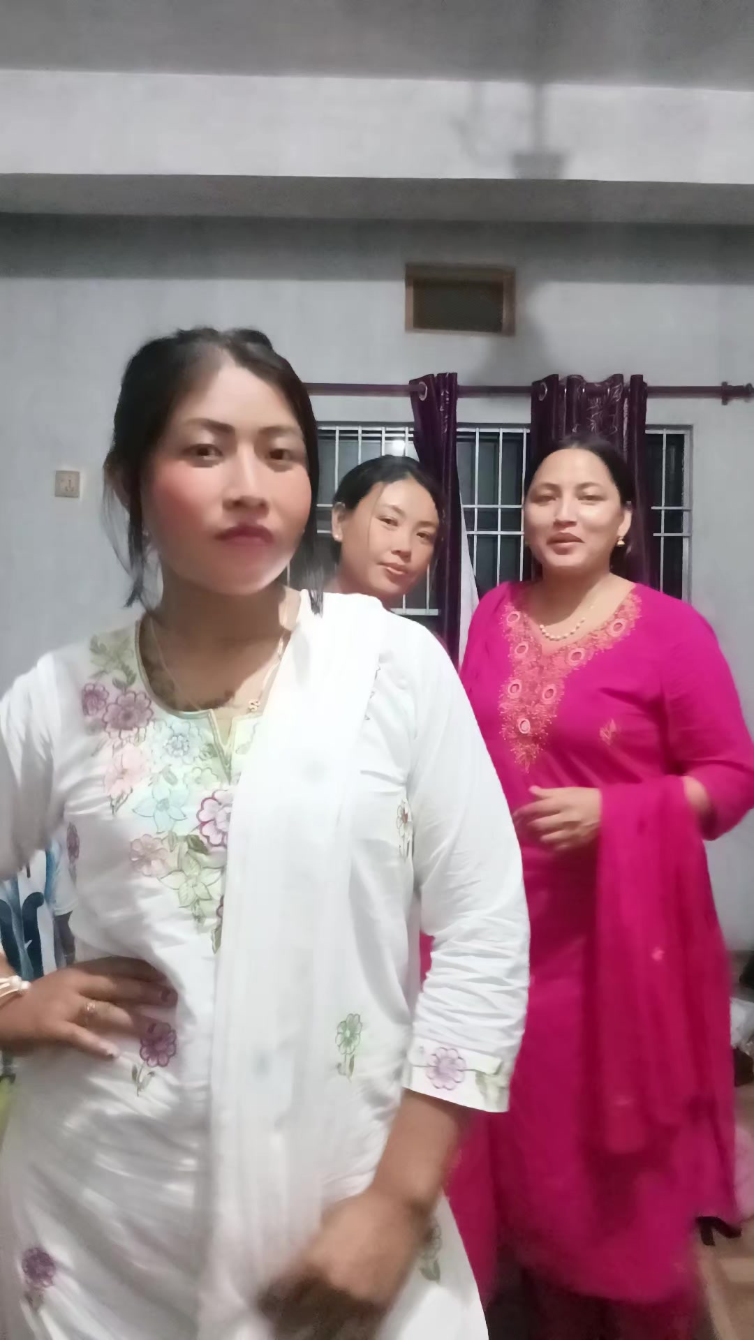 @शर्मिला कुलुङ🫂☘️