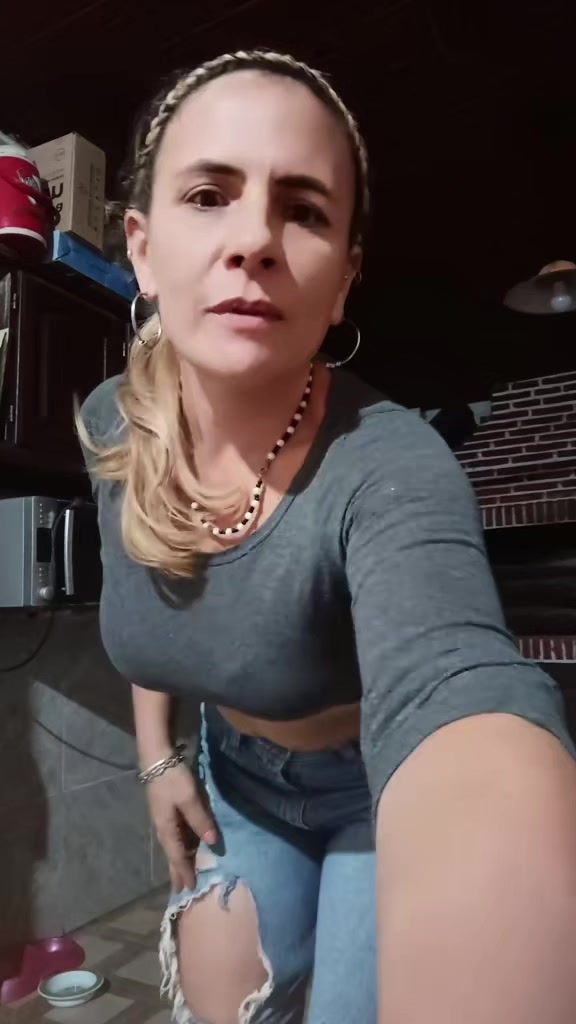 @Carla Victoria