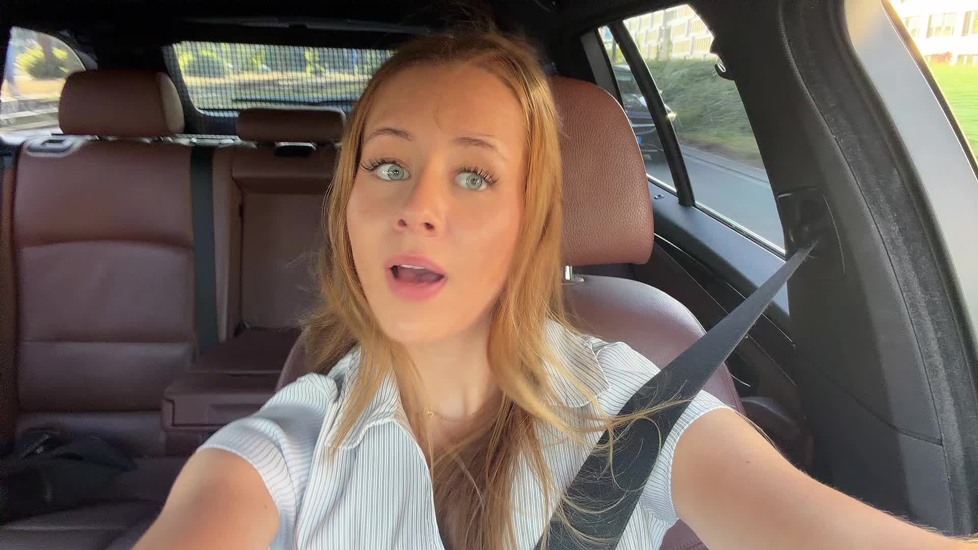 @lauraa_lckk