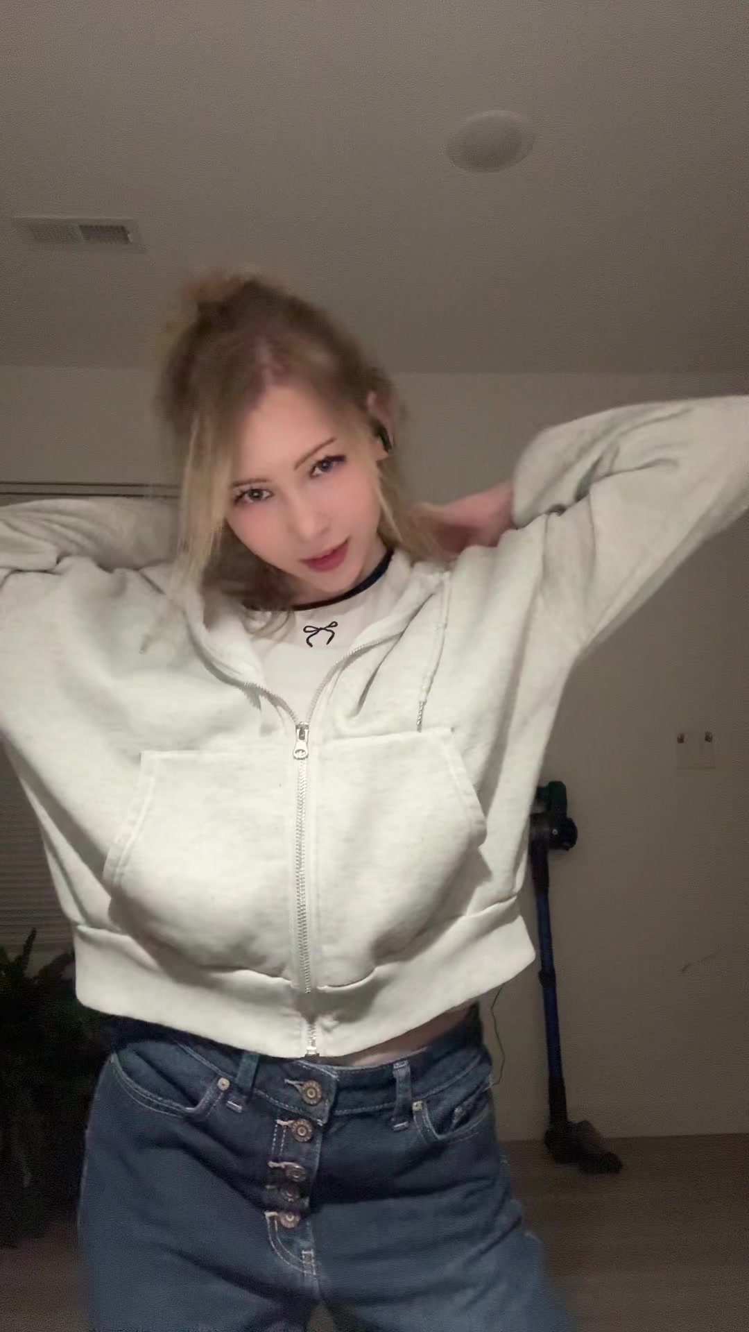 @VALERIIASTAR