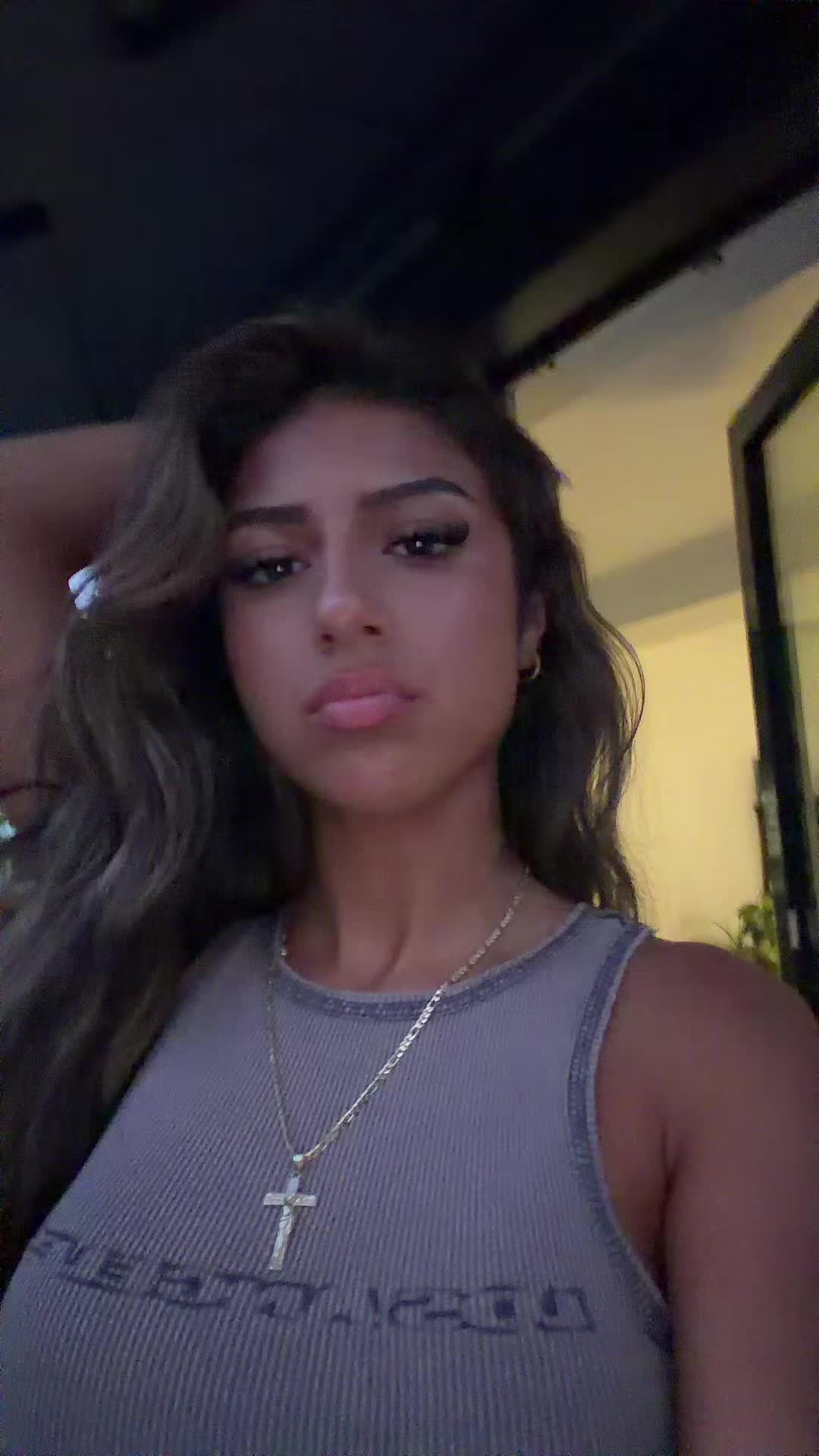 @LiveTina250k
