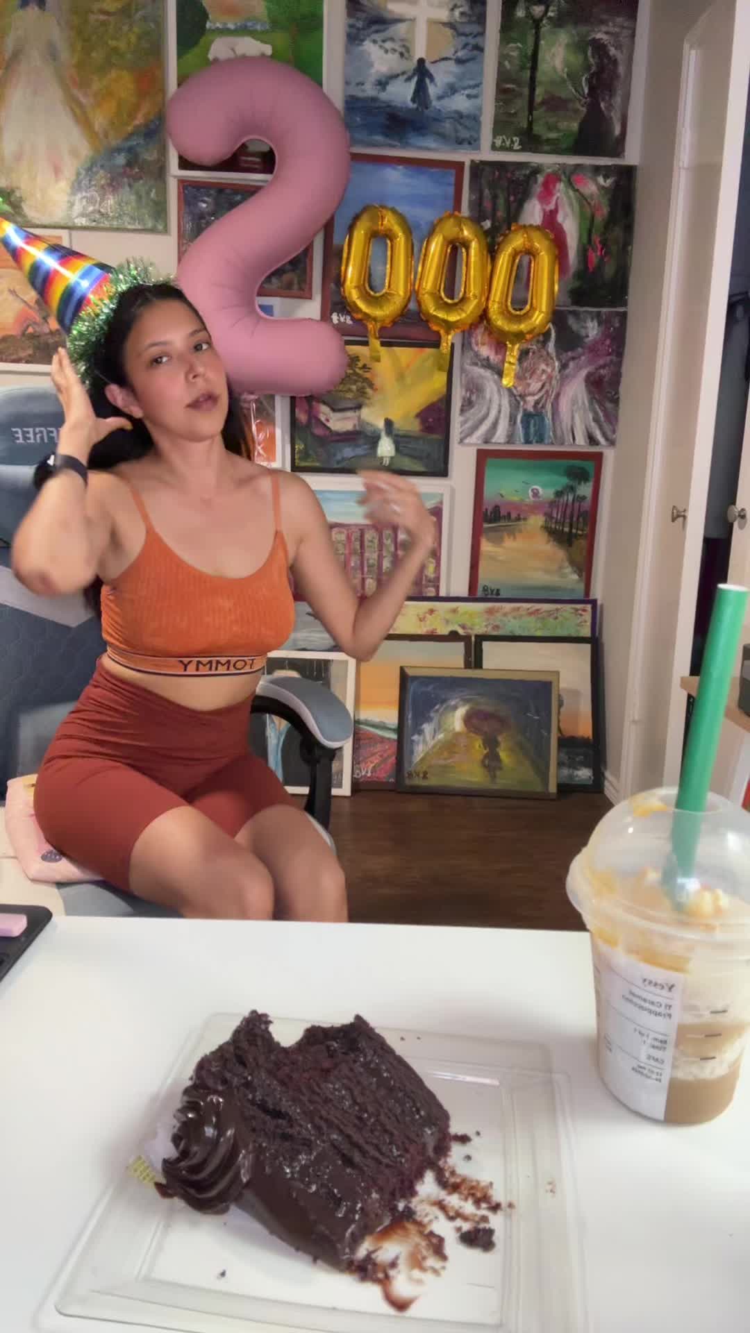 @layes_enia