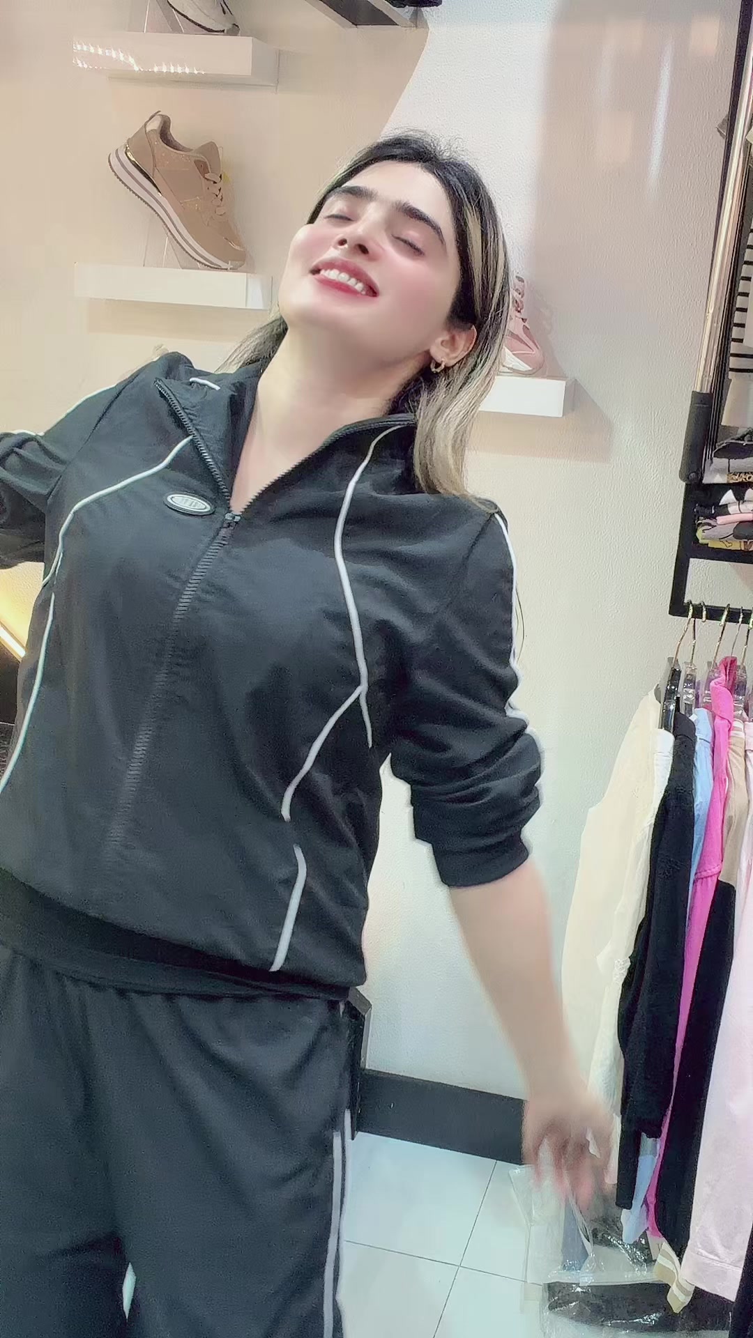 @shrartiguriyaOfficiall