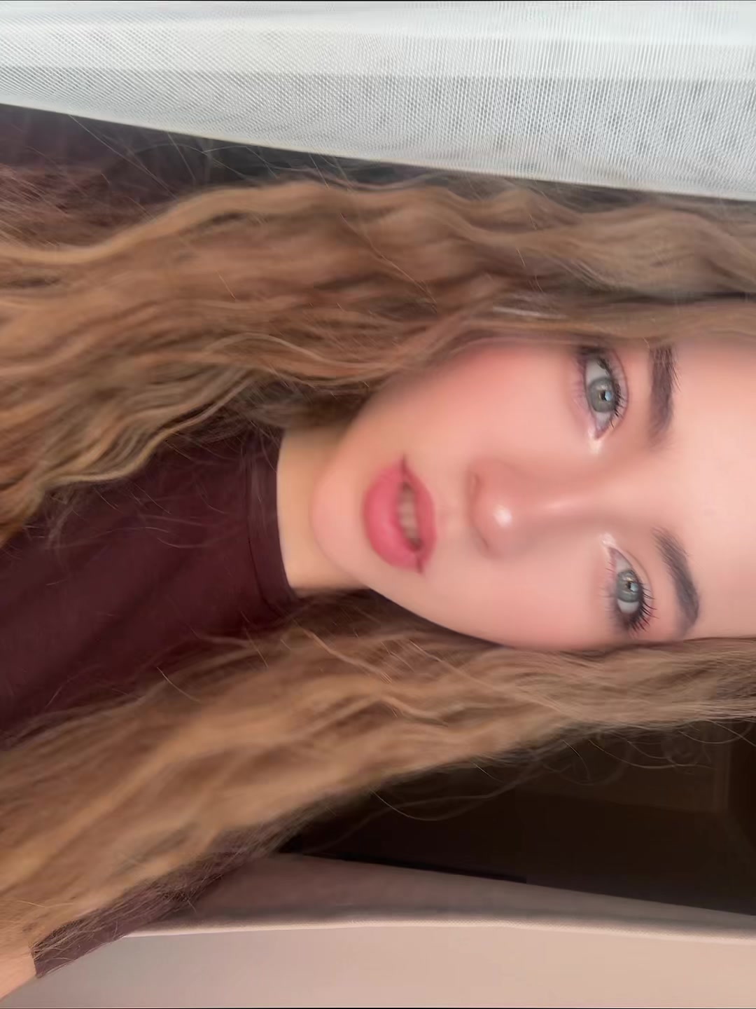 @<3