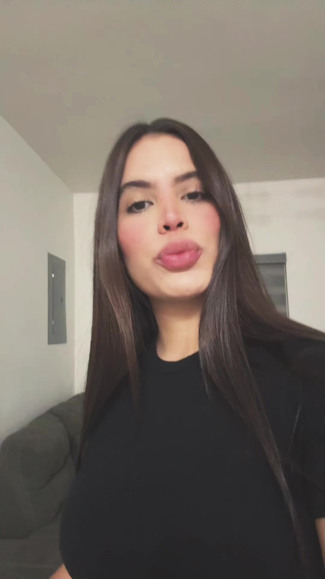 @Adriana