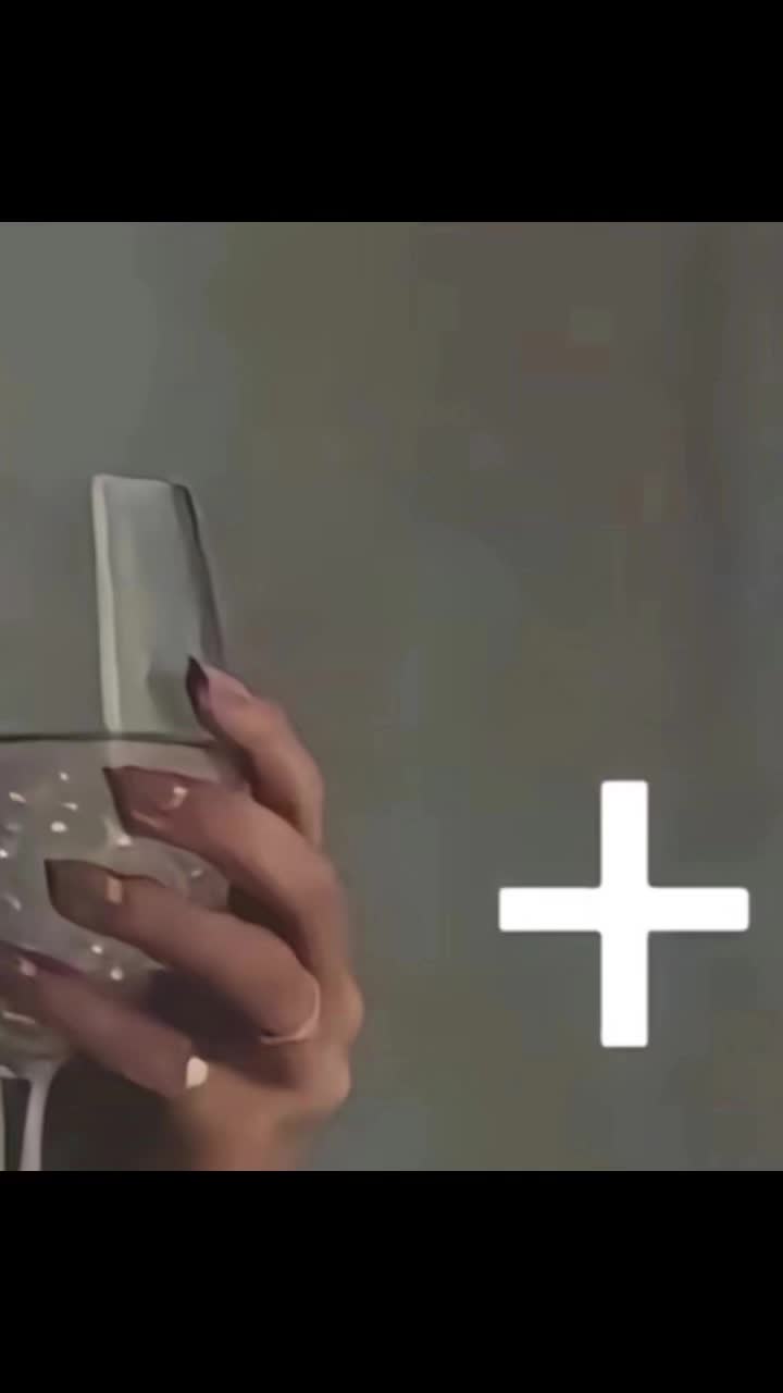 @Bella
