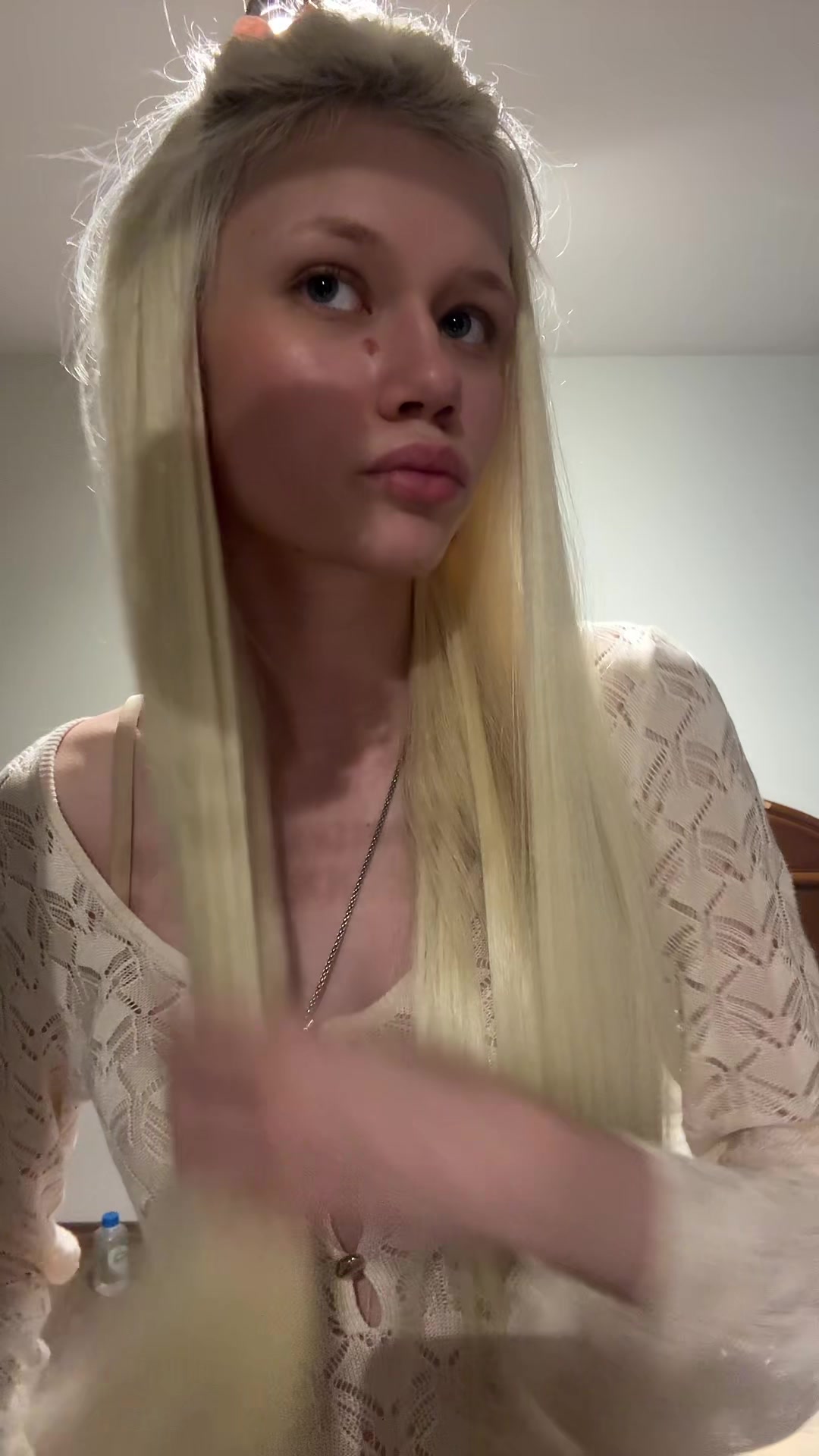 @model Tracy