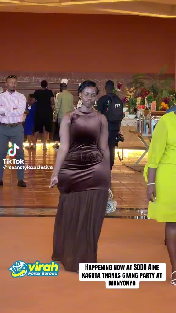 @curvy lady