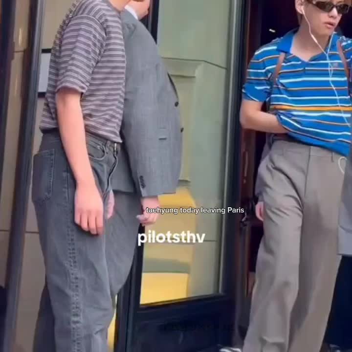 @๐๐ ๐ค