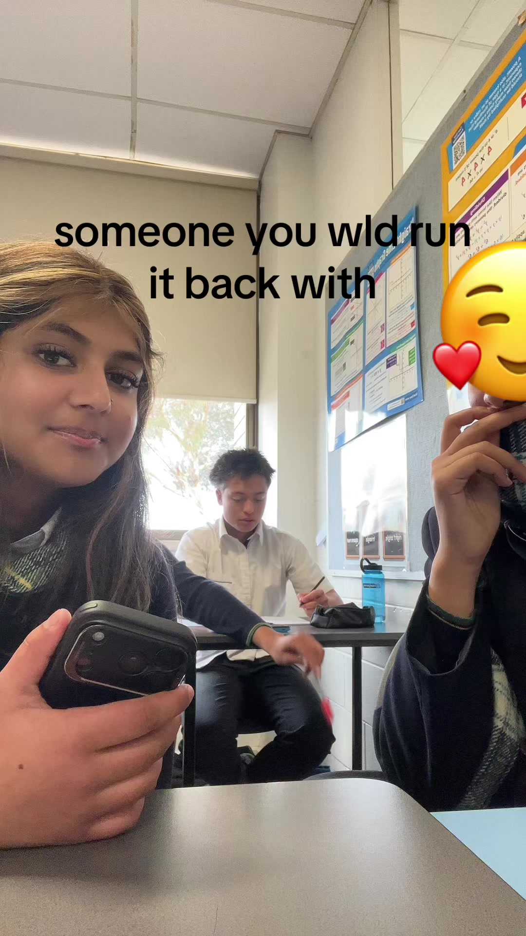 @️