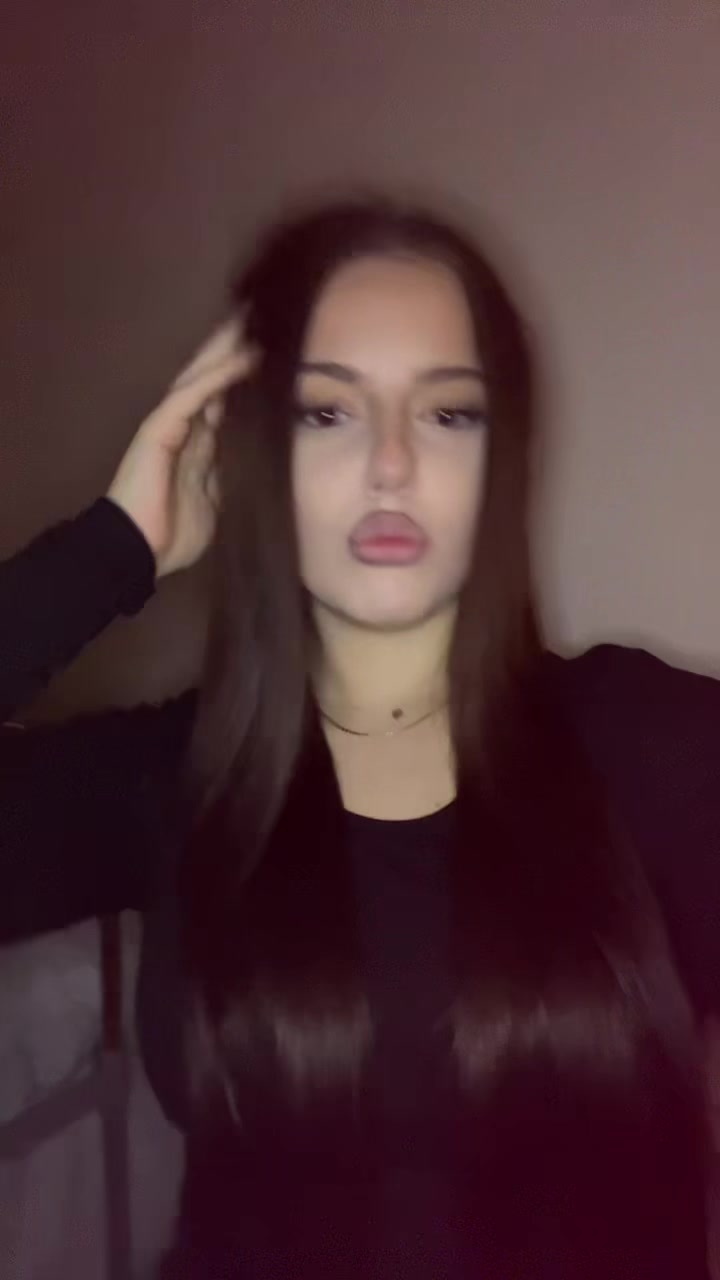 @elenica