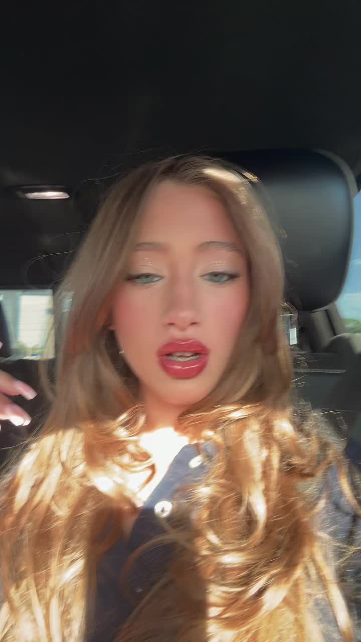 @𝐸𝓈𝓉𝒽𝑒𝓇 𝐹𝓇𝒶𝓎𝒹𝒶 🧁