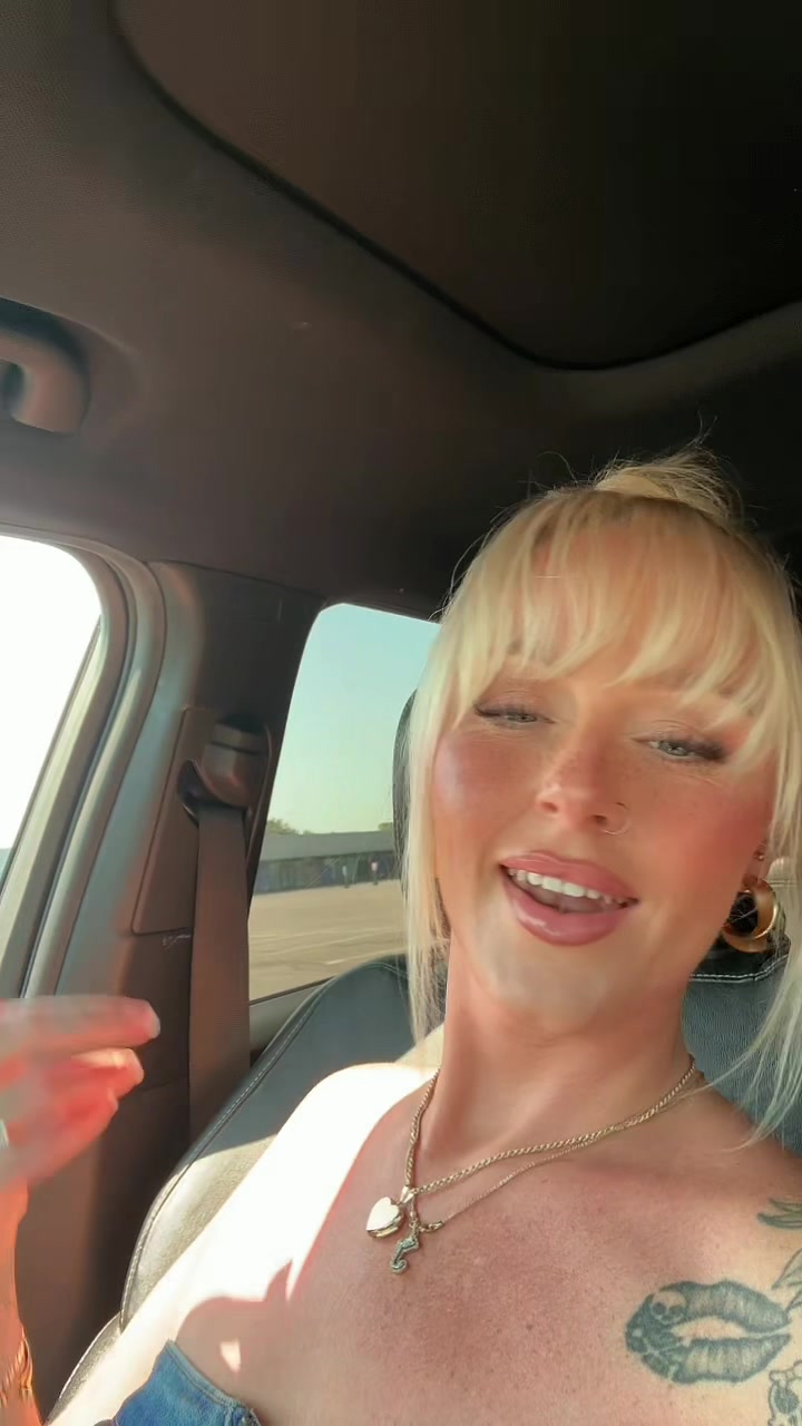 @Mikayla
