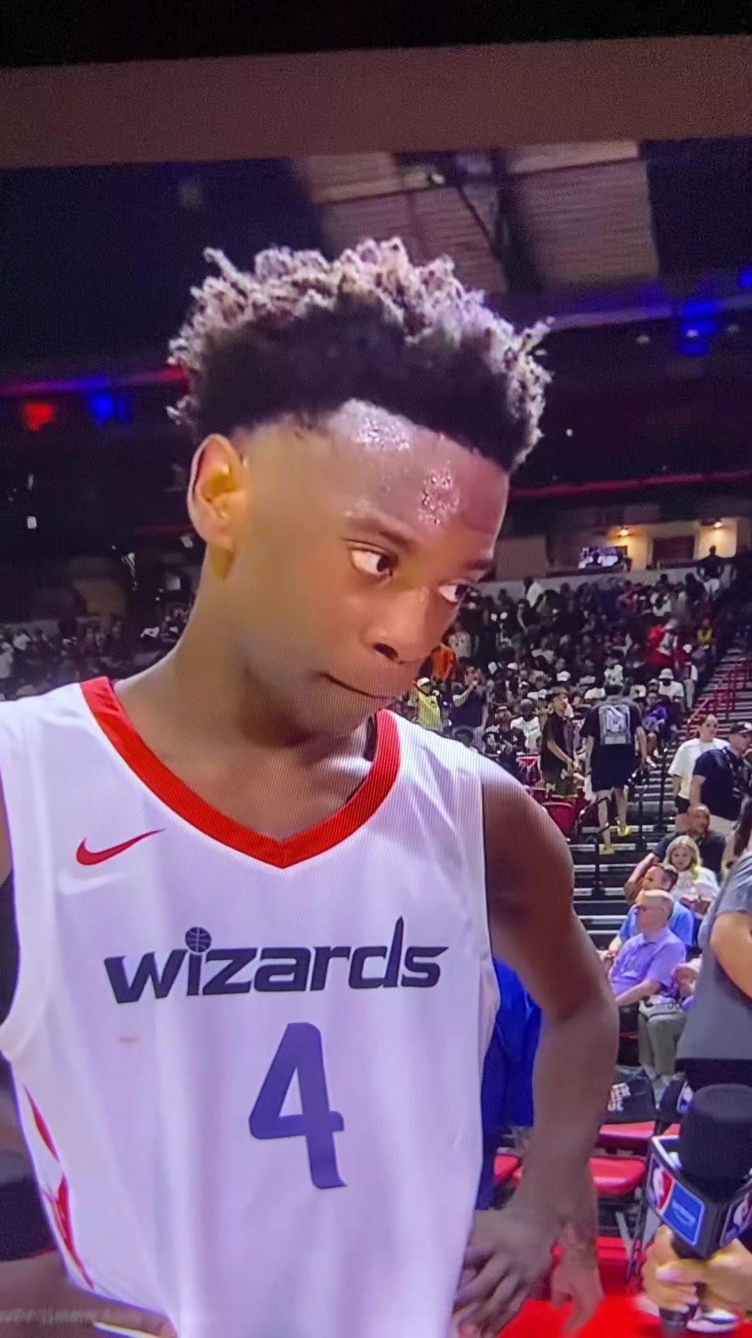 @armanibuckets