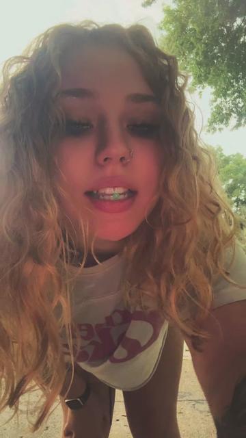 @cearaslydelusional