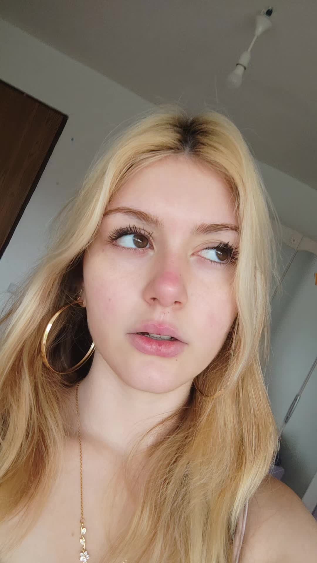 @c4ts🪽