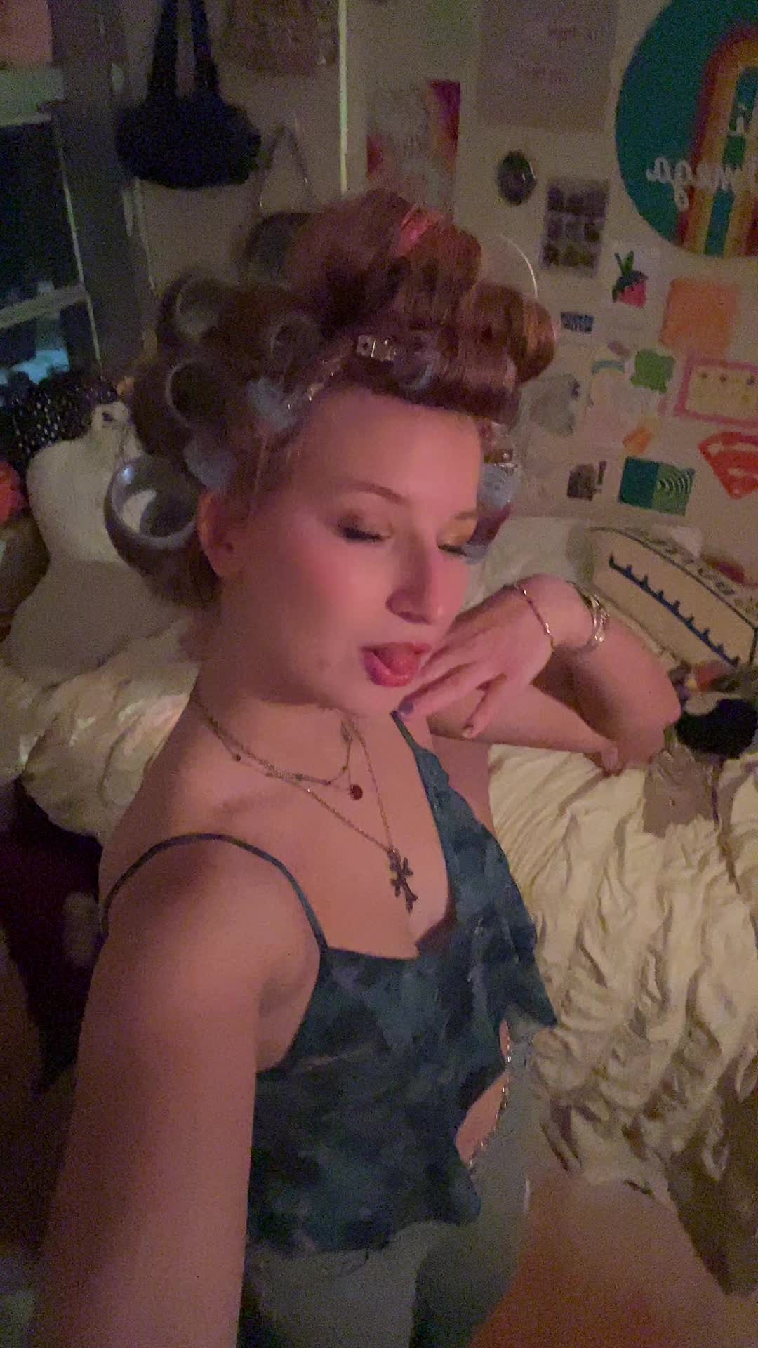 @elena<3