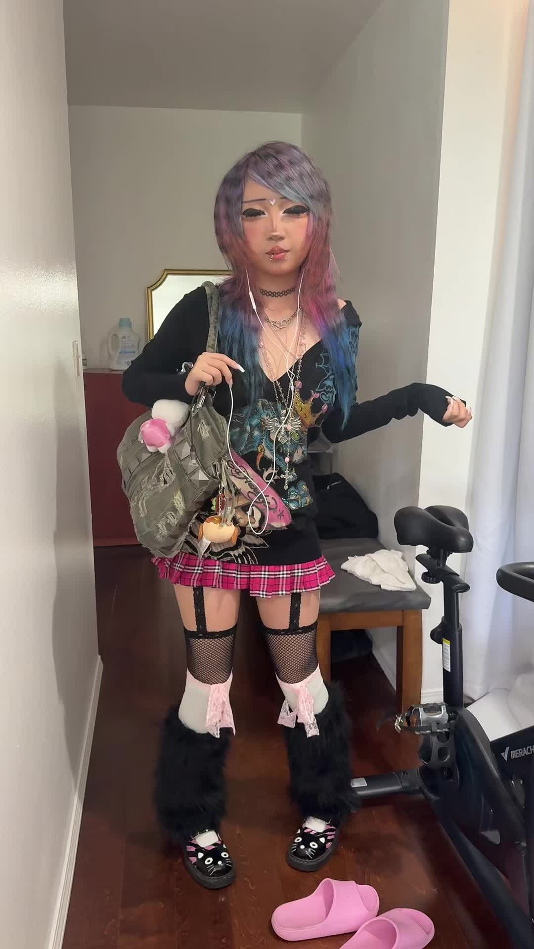 @🧁🦄