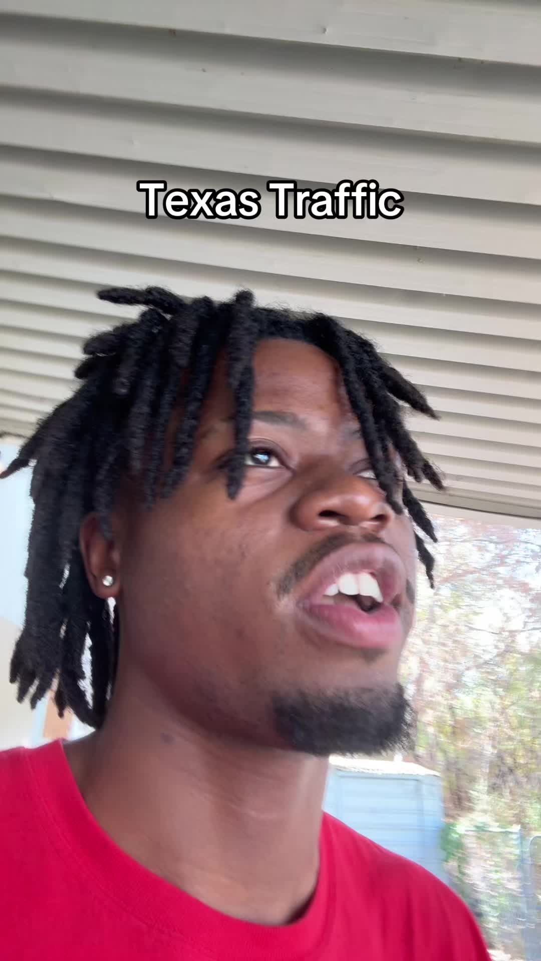 @moyoezzy