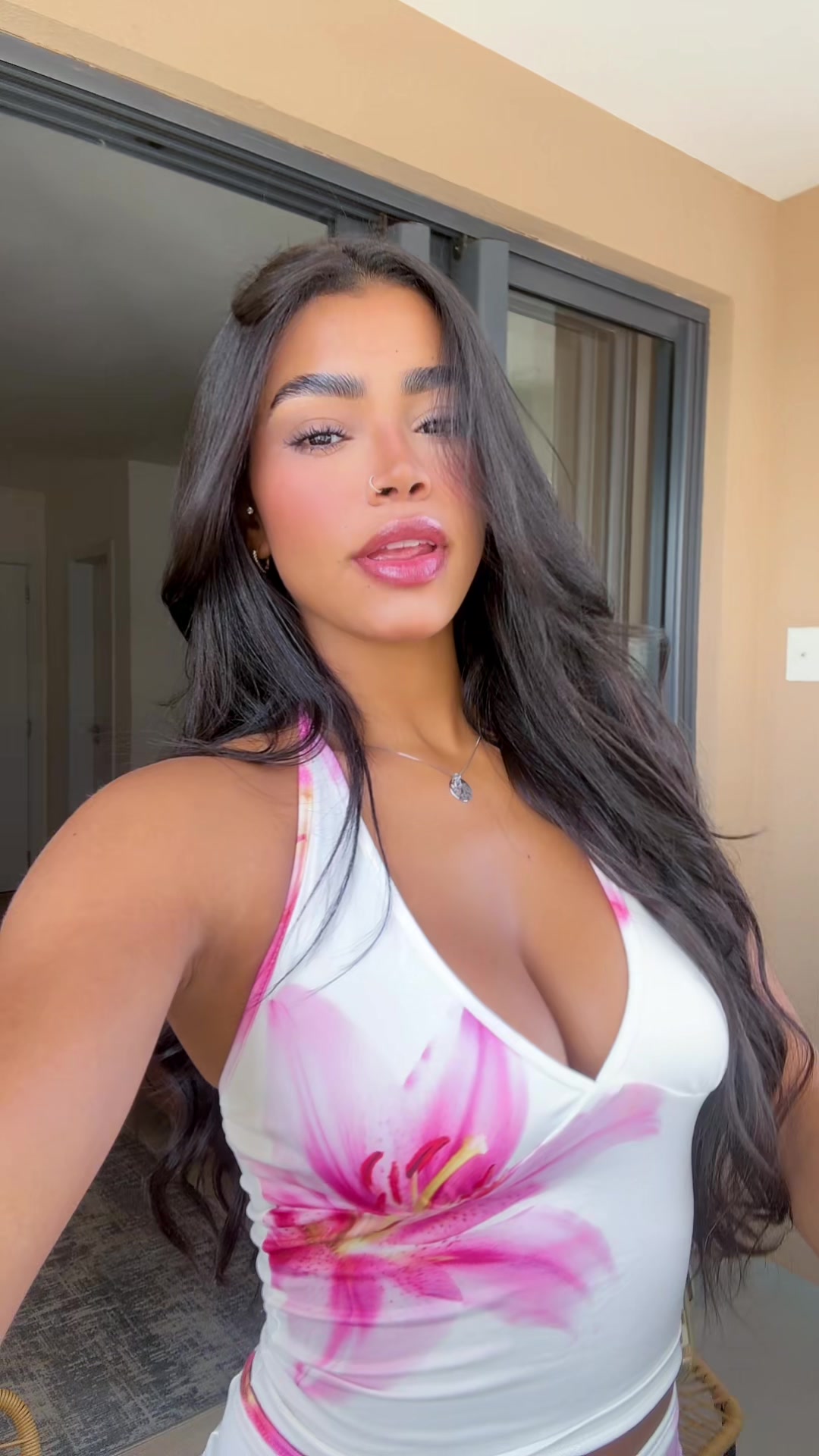 @Emiireis