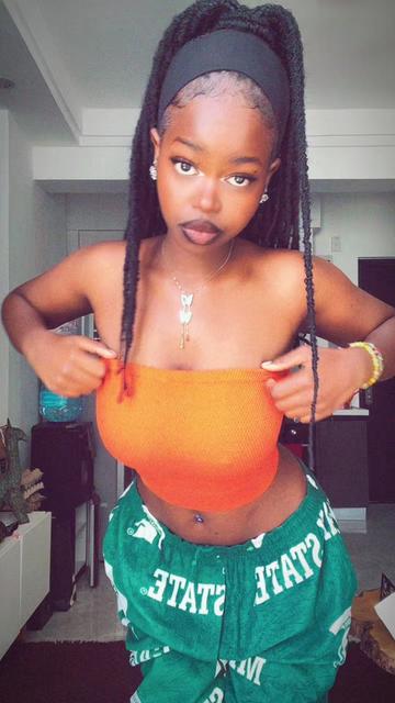 @Adelia🌸🇰🇪