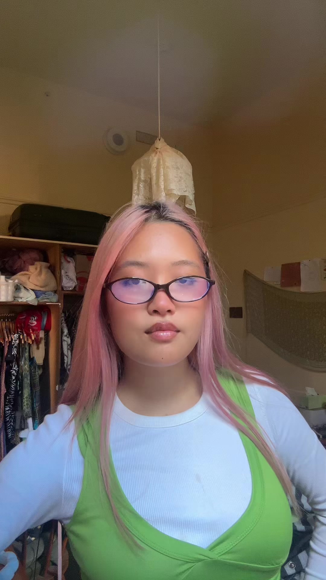 @Soooooooa. 🪳