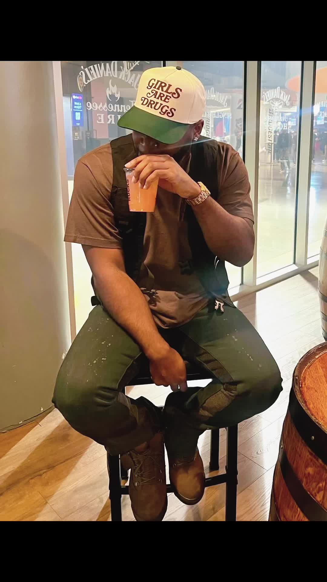@ChampagneSpaces