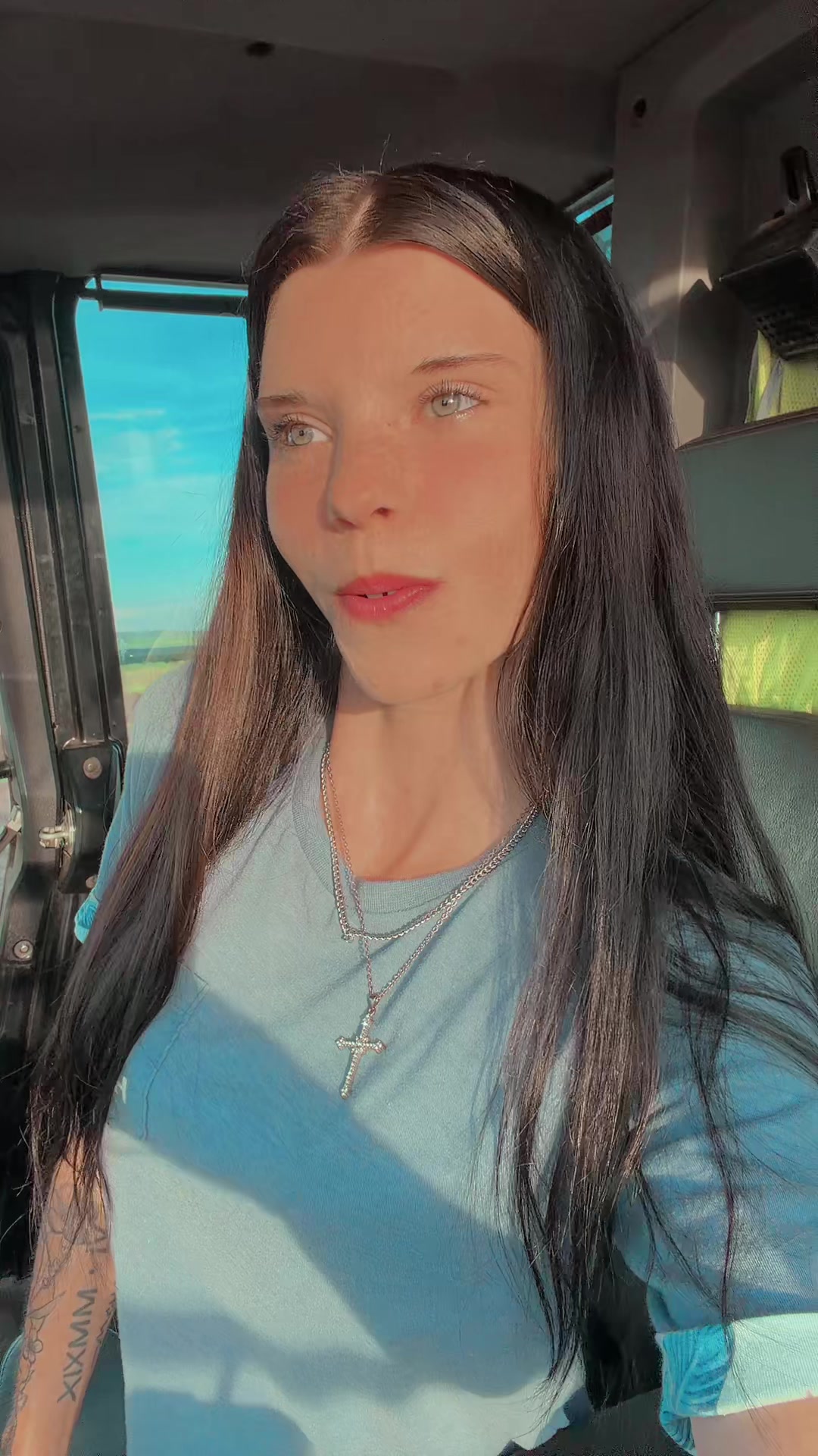 @Angel🌸