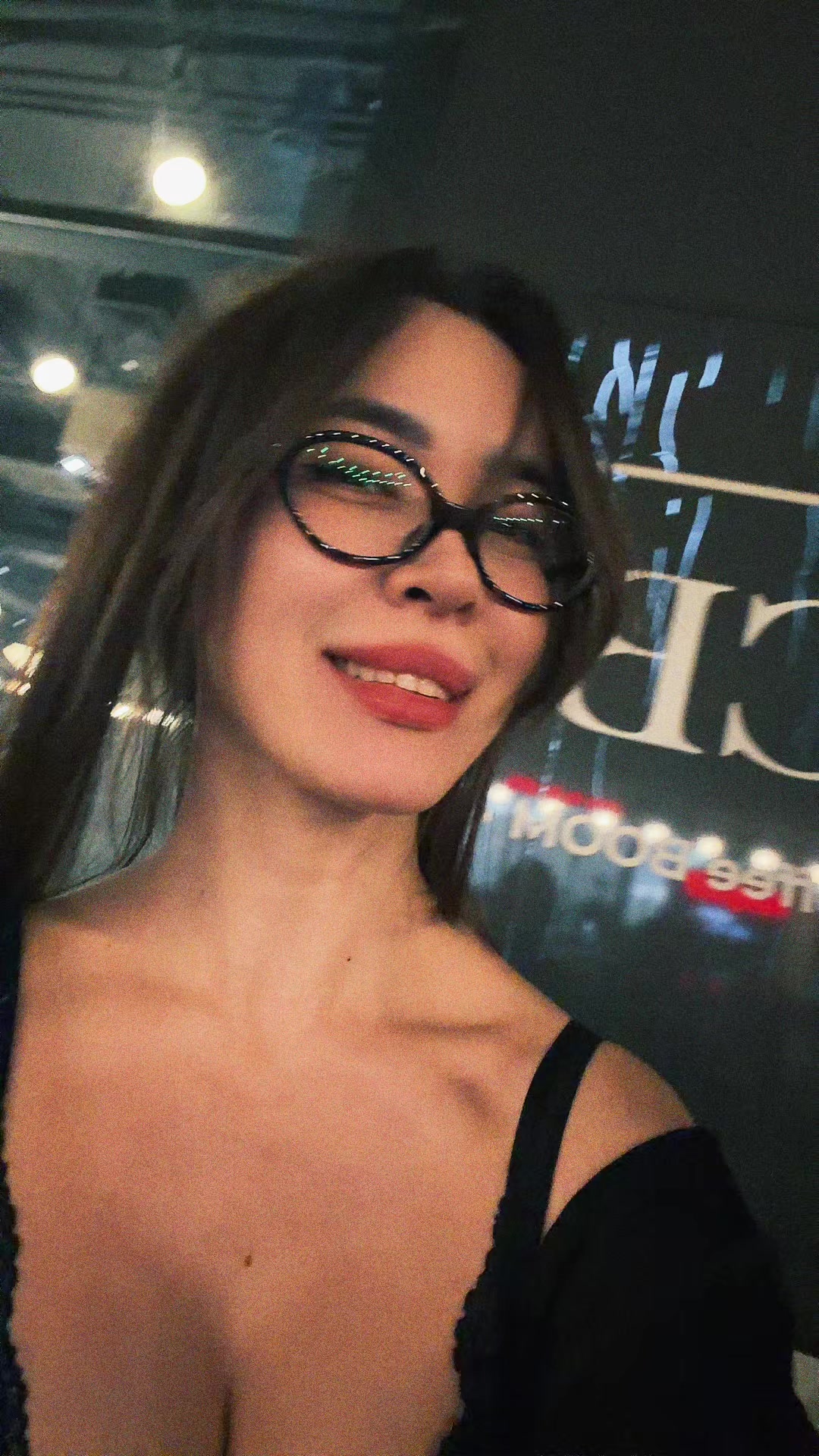 @alinakapen