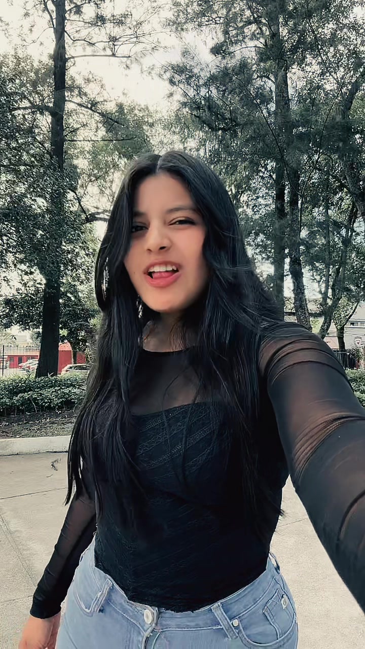 @Evelyn 🦋🇬🇹