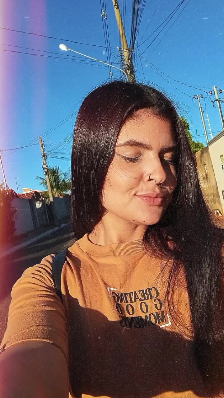 @katielevaz103
