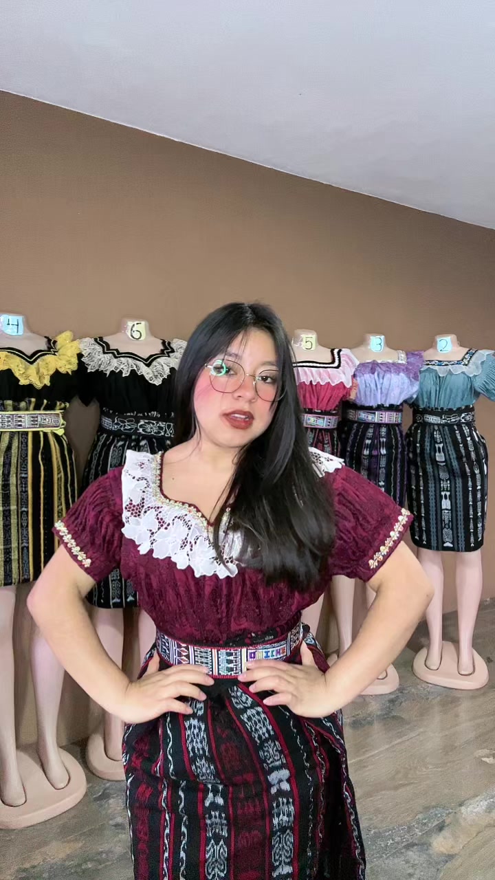 @vickyajqui11