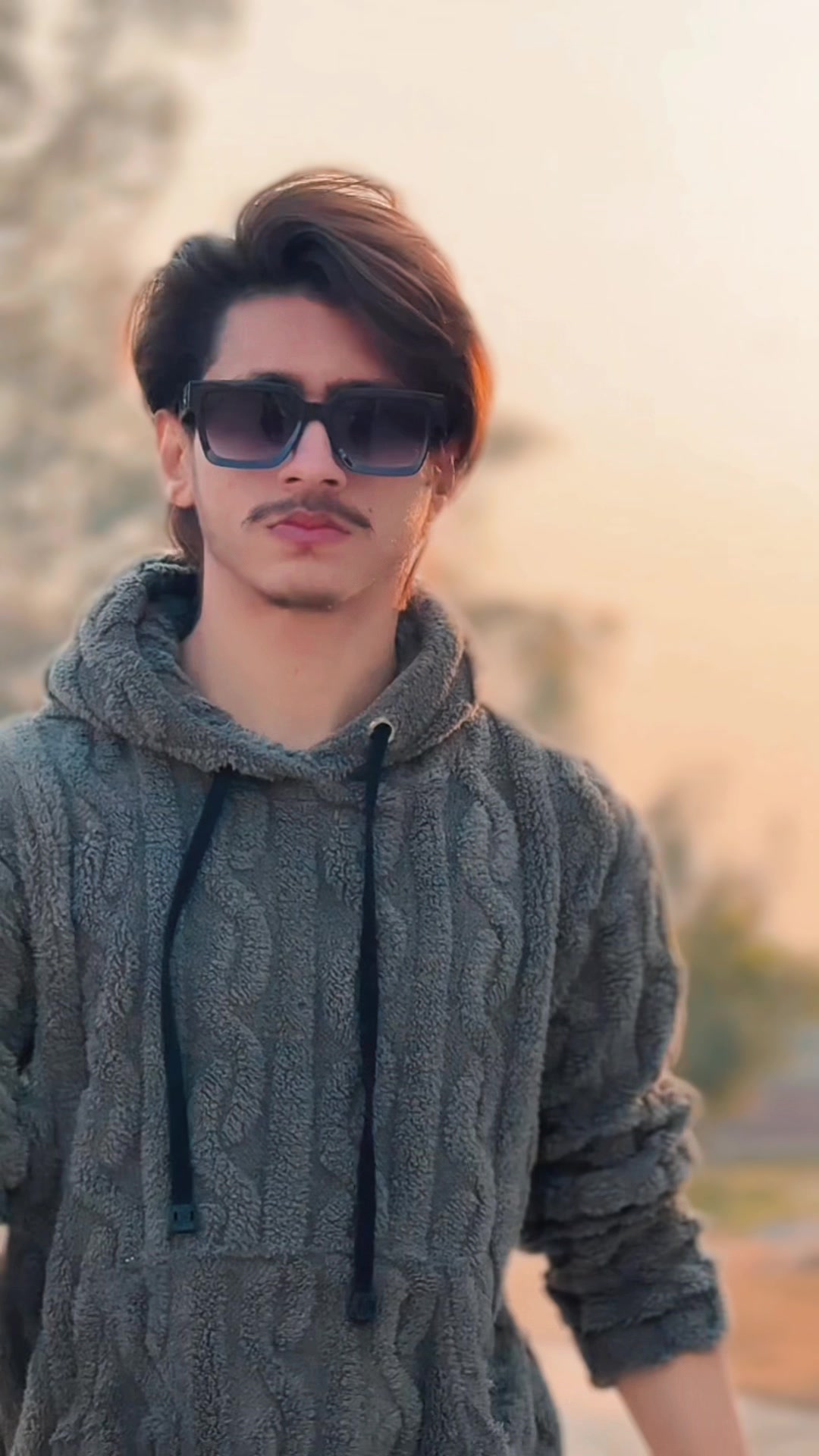 @ہادی خان 🦇