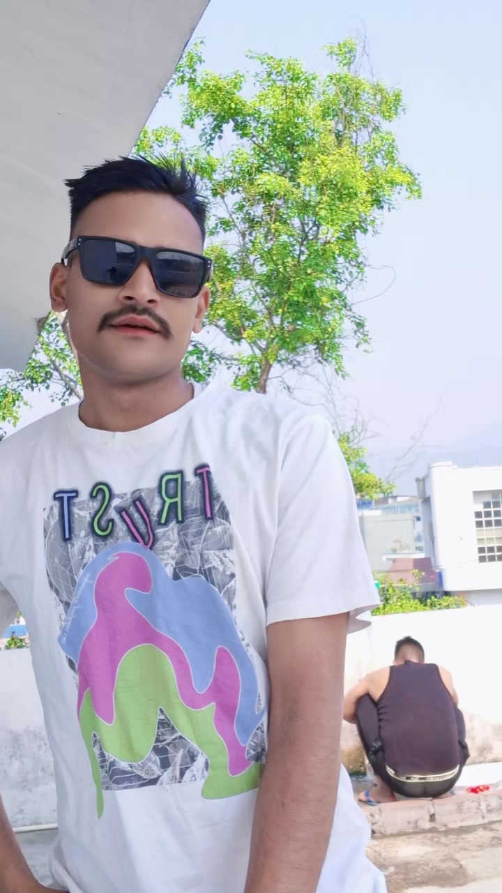 @C_HheTri-KiNgS