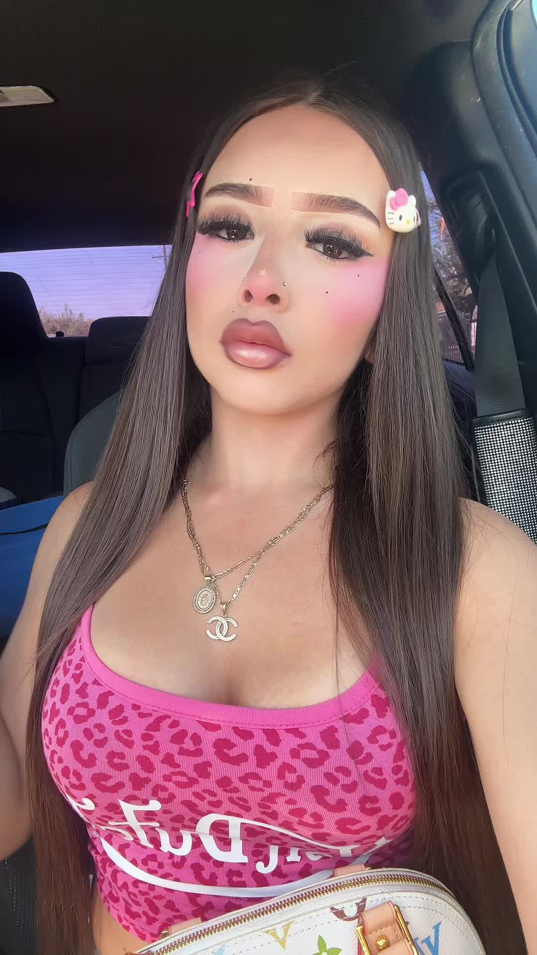 @𝓨💸