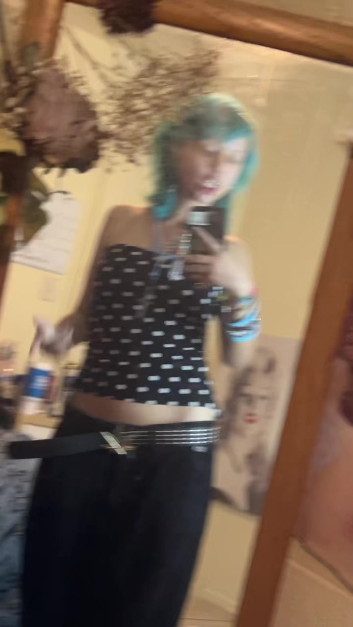 @𖤐anacely 𖤐