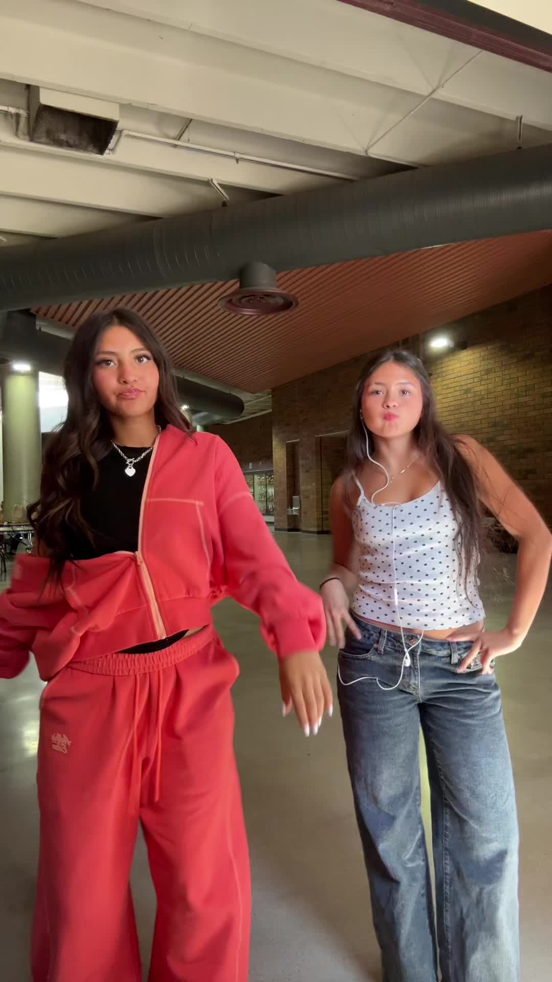 @laylaaa
