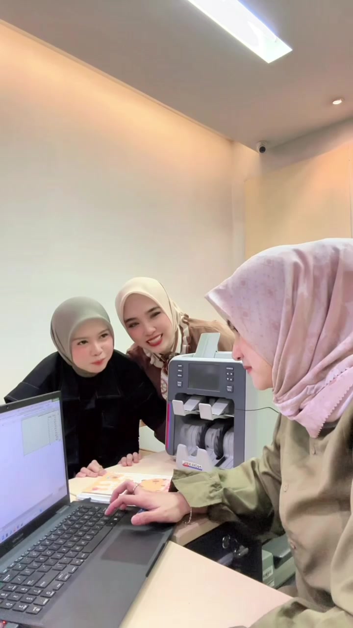 @janiwwshop
