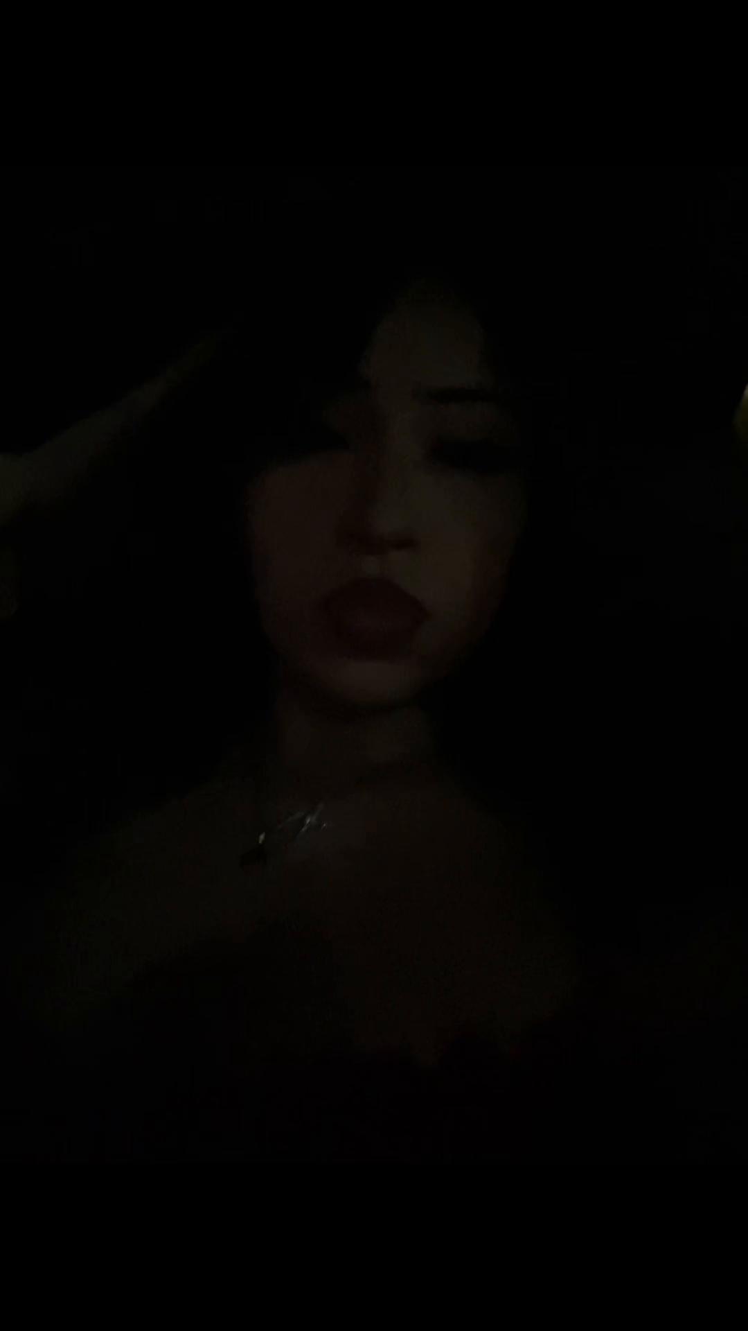 @yoselin
