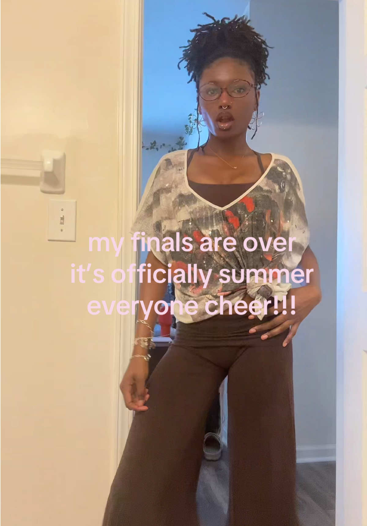 @whimsyqueen🪽