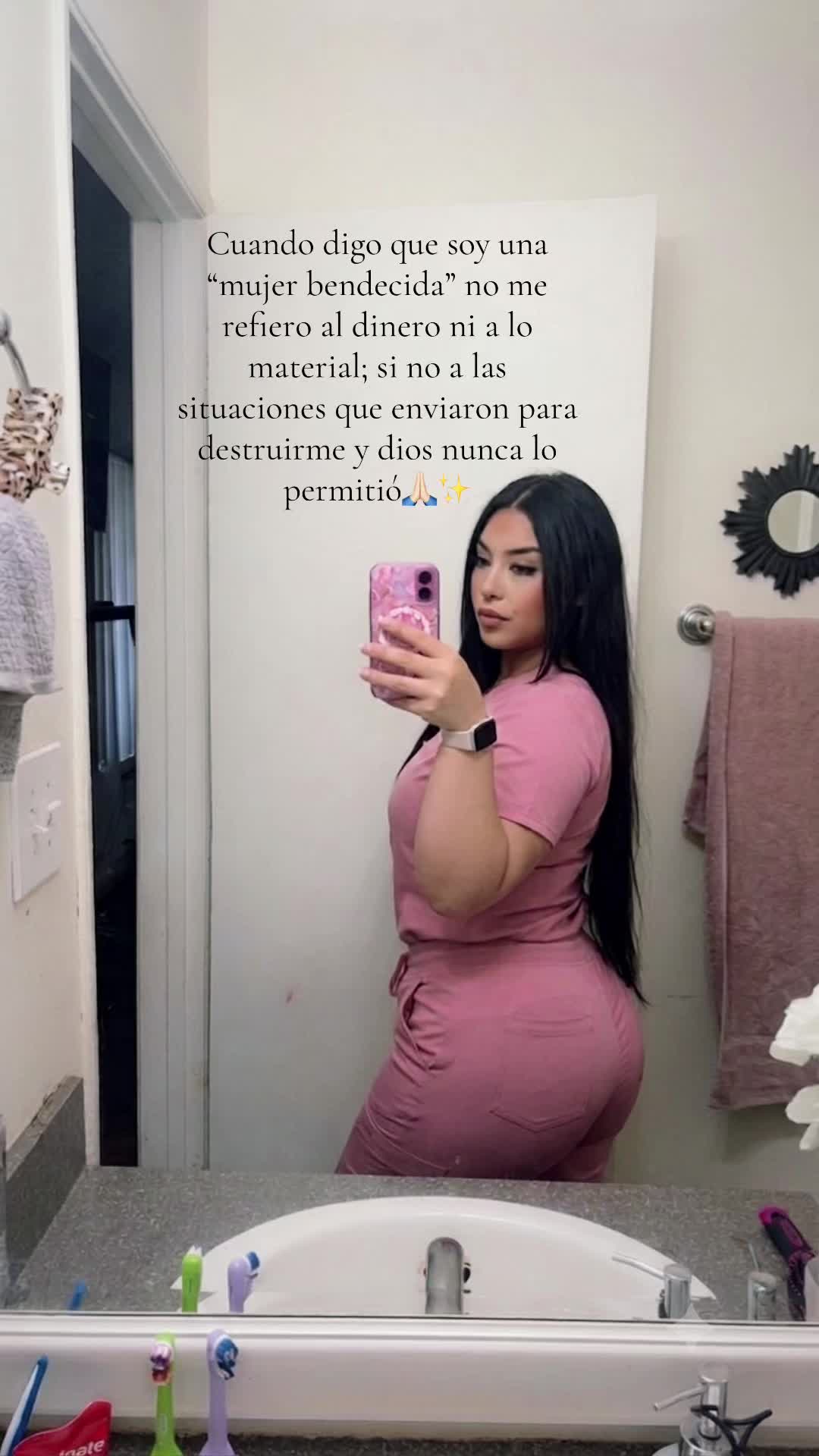 @Cristal💖