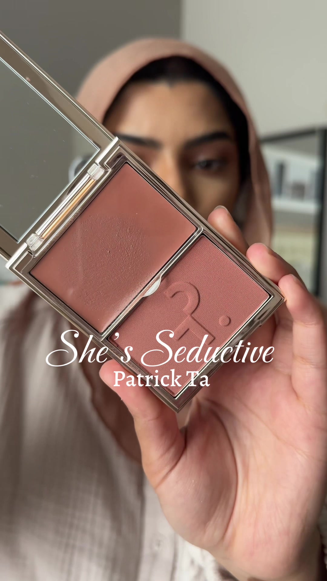 @ModestMakeup