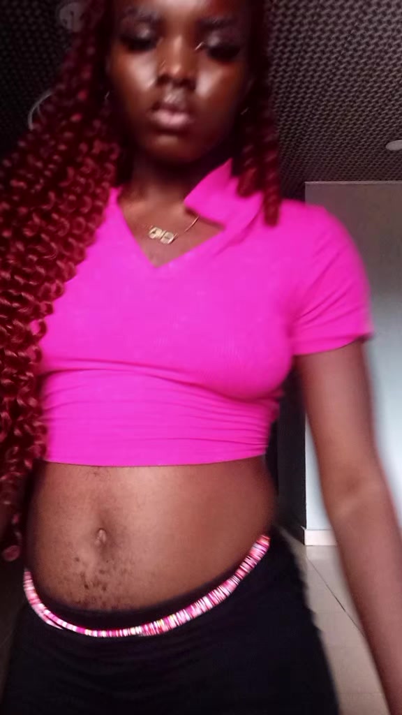 @Bella