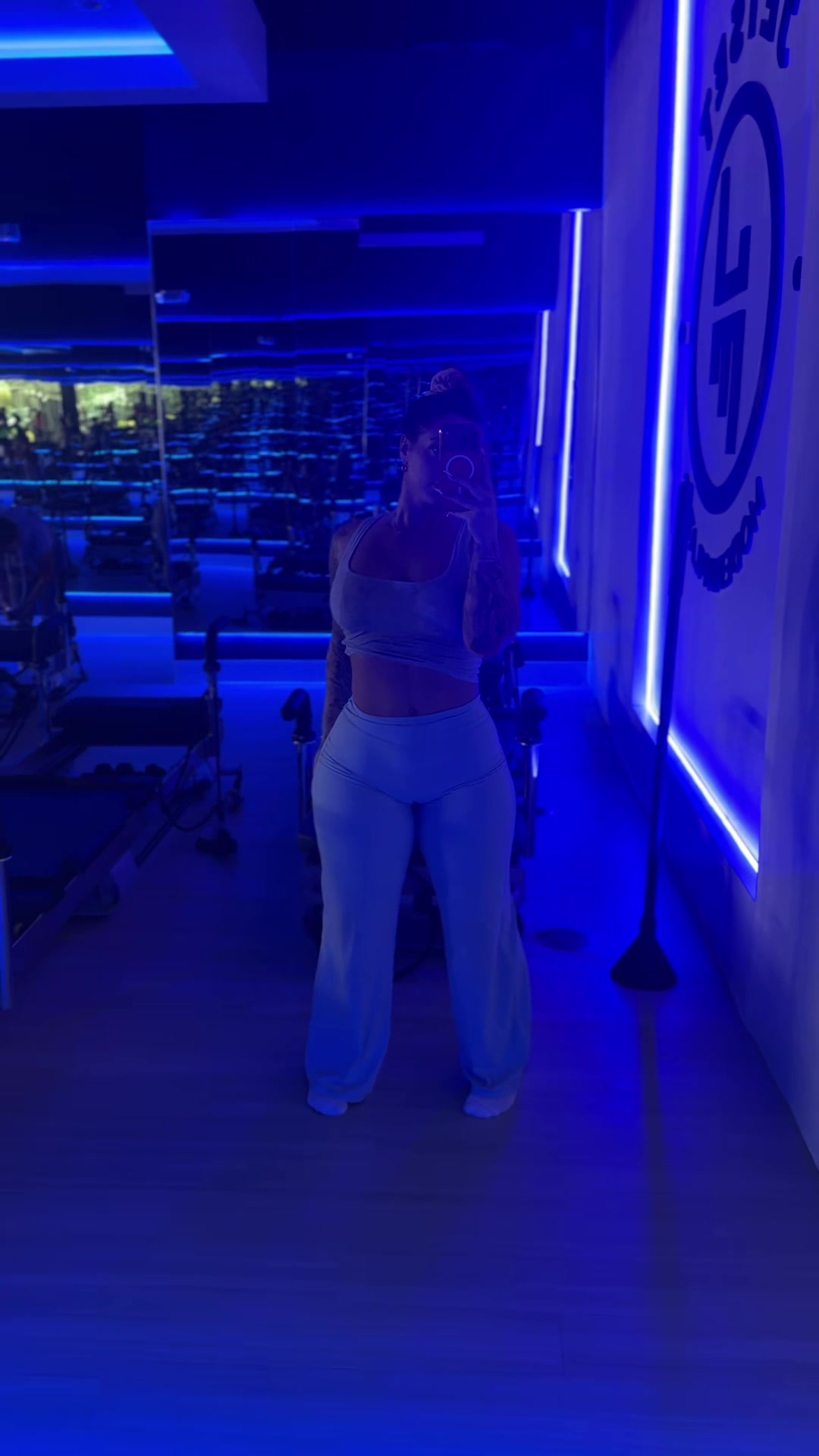 @Naomi Foxx 💋