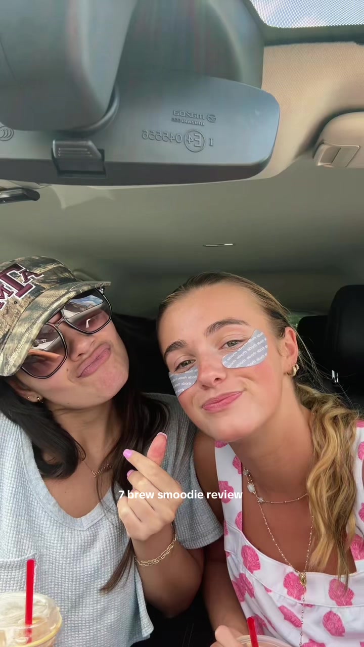 @mollybmcneal