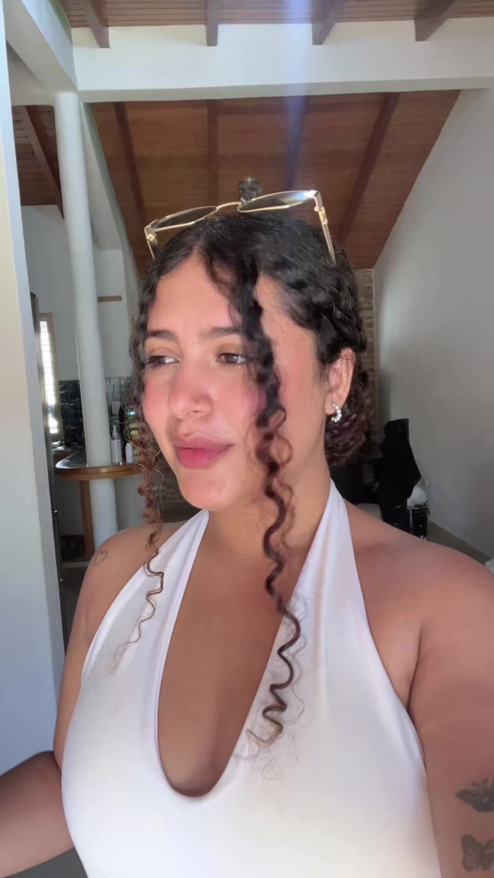 @Fabii🦋