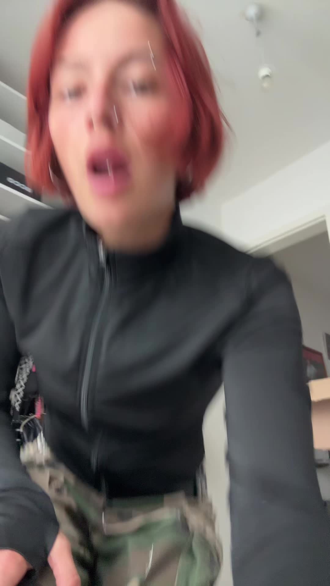 @Emi
