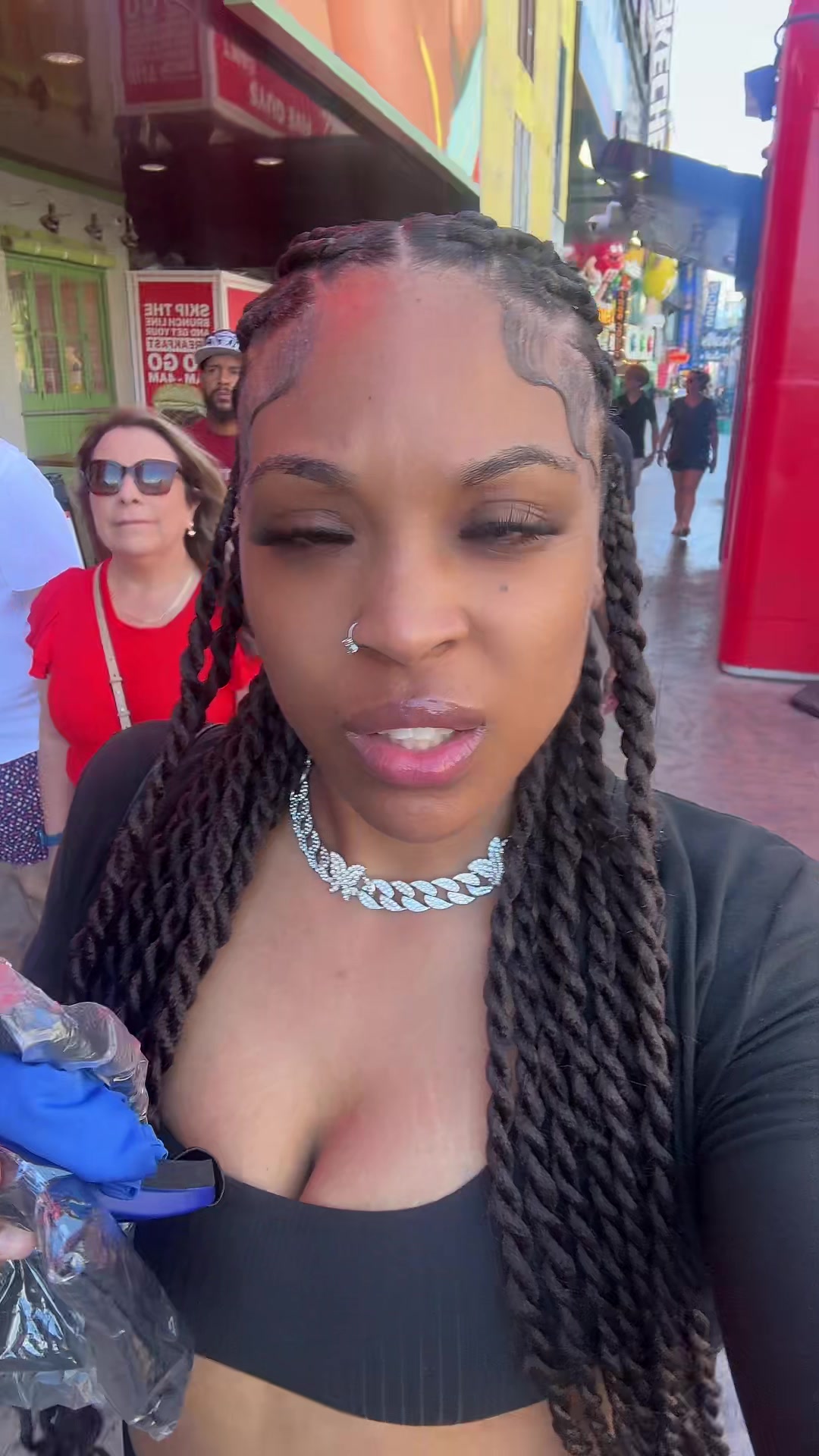 @Dessisweetie👑🦋