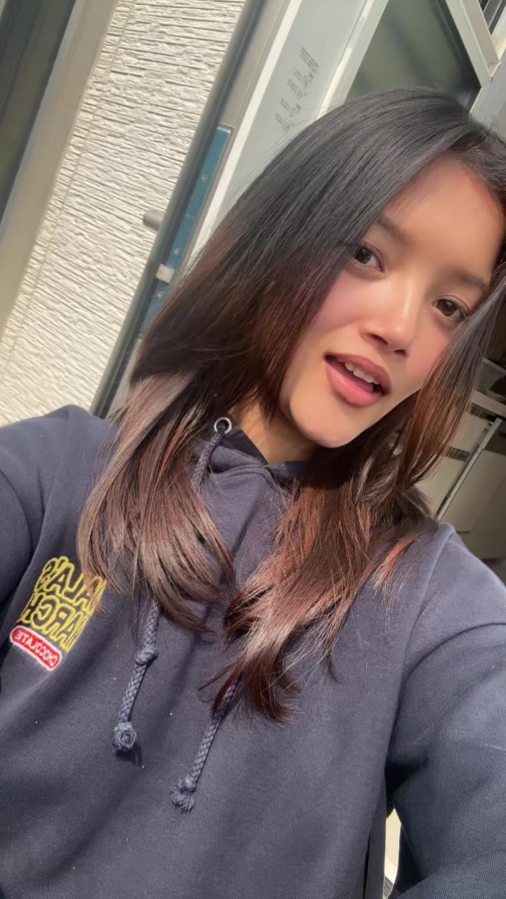 @UNA🥰